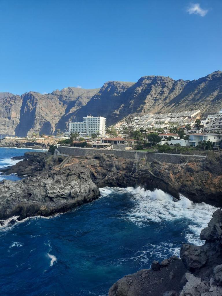 Amazing View Los Gigantes & La Gomera Apartman Acantilado de los Gigantes Kültér fotó