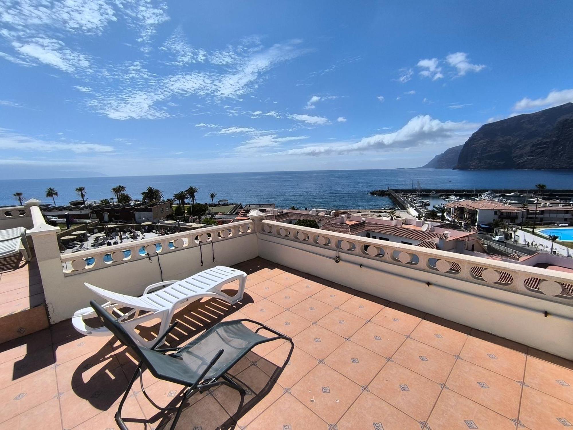 Amazing View Los Gigantes & La Gomera Apartman Acantilado de los Gigantes Kültér fotó
